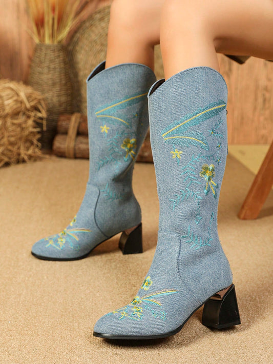 Chic Comfort: Women's Knee-high Boots