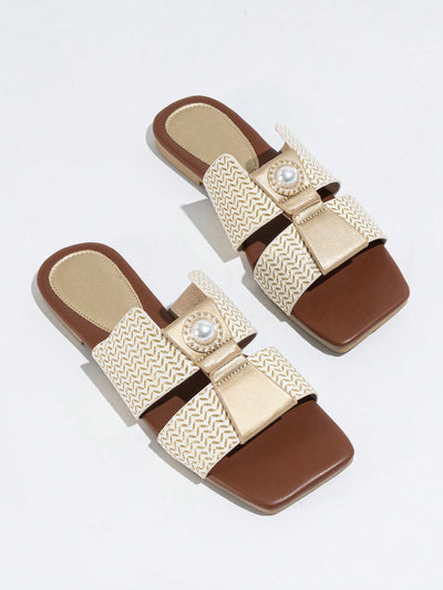 Stylish Roman Flat Sandals for Plus Size Wide Feet - Perfect for Evening Fashion