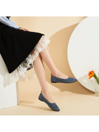 Hash Bubbie: Women's Comfortable Black Pointed Toe Flats - Business Casual Shoes