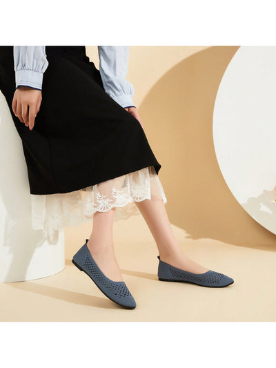 Hash Bubbie: Women's Comfortable Black Pointed Toe Flats - Business Casual Shoes