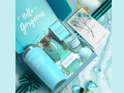 Pampering Gift Set: Relaxing Spa Essentials for Mom's Day, Anniversary, and Easter