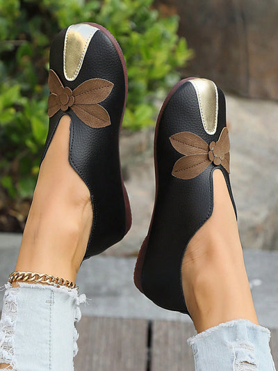 Retro Style Handmade Leather Shoes for Wide Feet - Comfortable Low Heels and Soft Soles