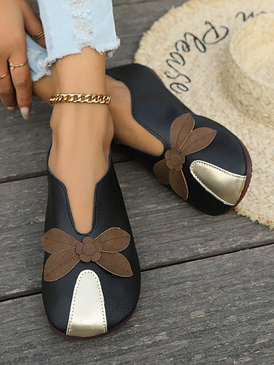 Retro Style Handmade Leather Shoes for Wide Feet - Comfortable Low Heels and Soft Soles