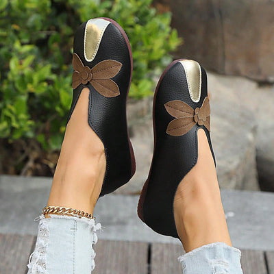 Retro Style Handmade Leather Shoes for Wide Feet - Comfortable Low Heels and Soft Soles