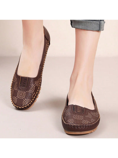 Classic Deep Brown Casual Flats: A Must-Have for Spring and Summer