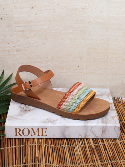 Chic Summer Steppers: Women's Fashionable Flat Sandals