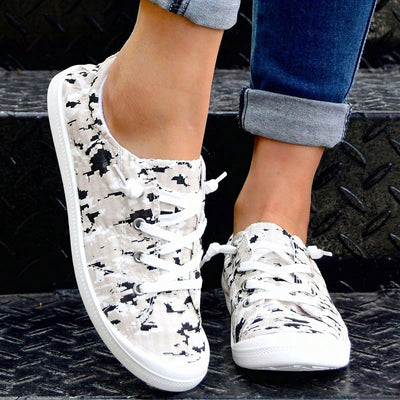 Camouflage Pattern Low Top Sneakers: Ultimate Comfort for Running and Casual Outfits