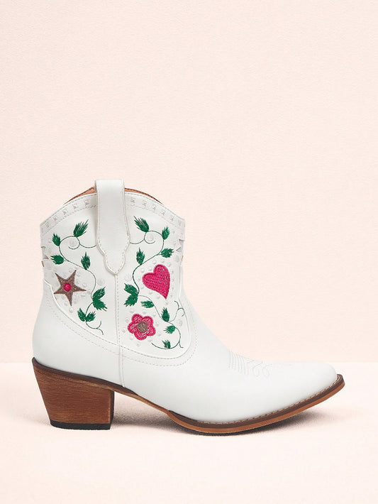 Floral Heart Design: Stylish White Embroidered Ankle Boots