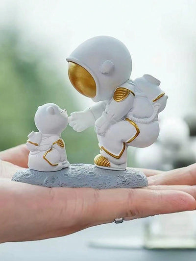 Space Odyssey: White Astronaut Statue for Desk, Living Room, and Outdoor Decor