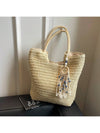 Experience luxury and style with our Woven Chic tote <a href="https://canaryhouze.com/collections/canvas-tote-bags" target="_blank" rel="noopener">bag</a>. Designed for women with a large capacity and a convenient shoulder strap, this bag is perfect for everyday use. Make a statement while staying organized with this stylish and practical accessory.