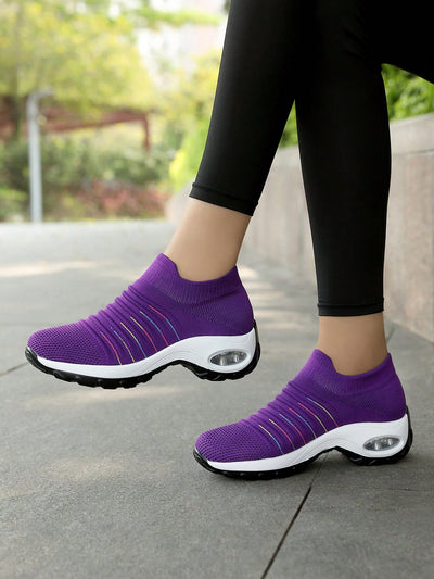 Comfort and Style: Women's Breathable Knit Chunky Sneakers with Air Cushion Technology