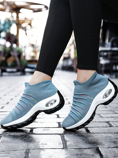 Comfort and Style: Women's Breathable Knit Chunky Sneakers with Air Cushion Technology