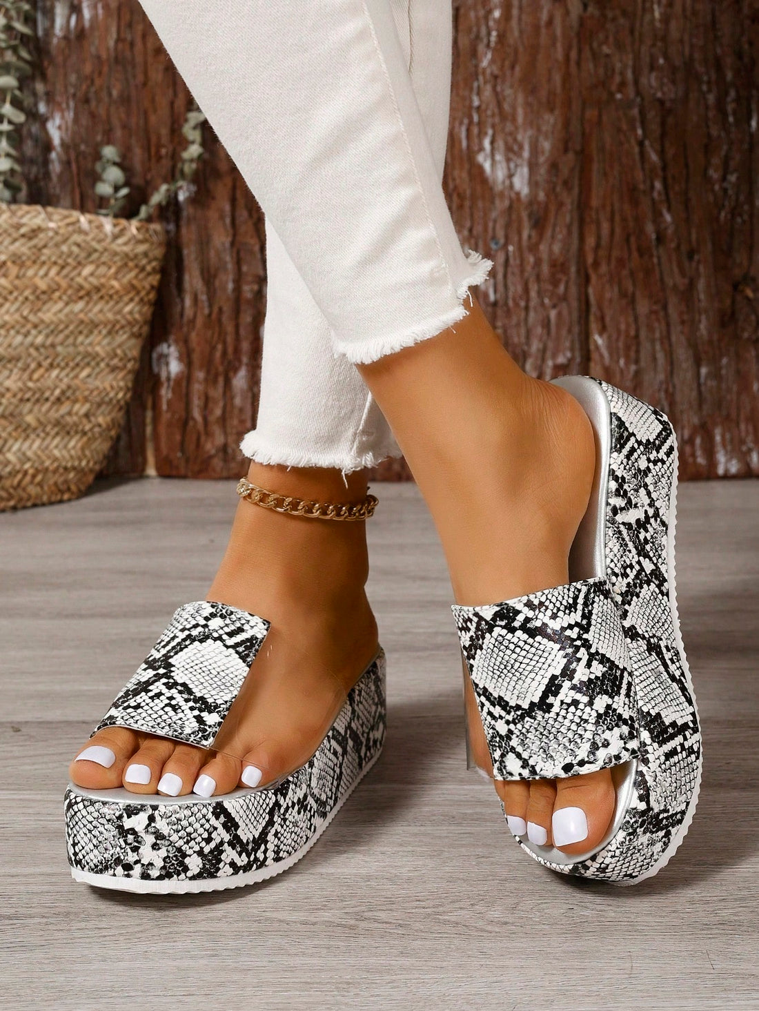 These Transparent Fish Mouth Platform <a href="https://canaryhouze.com/collections/women-canvas-shoes" target="_blank" rel="noopener">Slippers</a> are both fashionable and versatile. The transparent design adds a modern twist, while the platform adds height and comfort. Perfect for any occasion, these slippers are a must-have addition to any shoe collection.