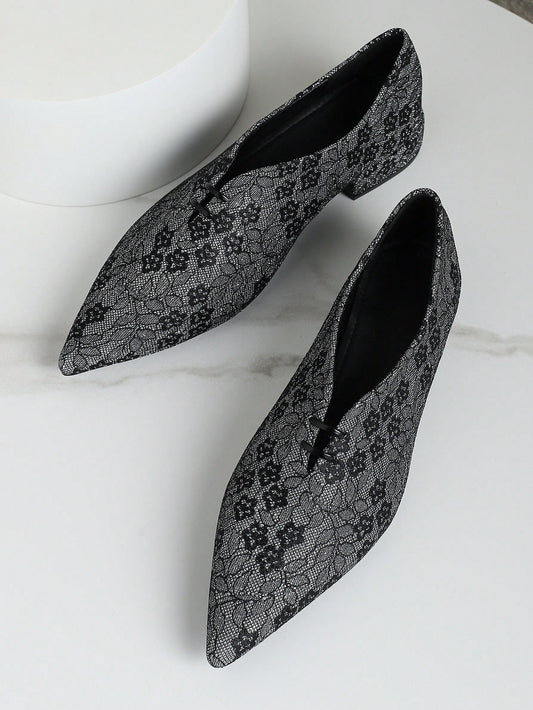 Elevate your style with our Sleek and Stylish Women's Pointed Toe Flat <a href="https://canaryhouze.com/collections/women-canvas-shoes" target="_blank" rel="noopener">Shoes</a>. These flats not only provide a slimming effect with their pointed toe design, but also offer a chic and polished look. Step out in confidence and sophistication with our must-have shoes.