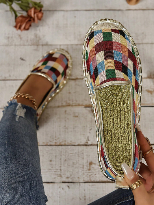 These Golden Woven Grass Fisherman's <a href="https://canaryhouze.com/collections/women-canvas-shoes" target="_blank" rel="noopener">Shoes</a> are the ultimate trendy and casual footwear for women. Crafted from traditional woven grass, these shoes offer a unique and stylish look. With its comfortable fit and durable design, these shoes are perfect for everyday wear, making them a must-have addition to any wardrobe.