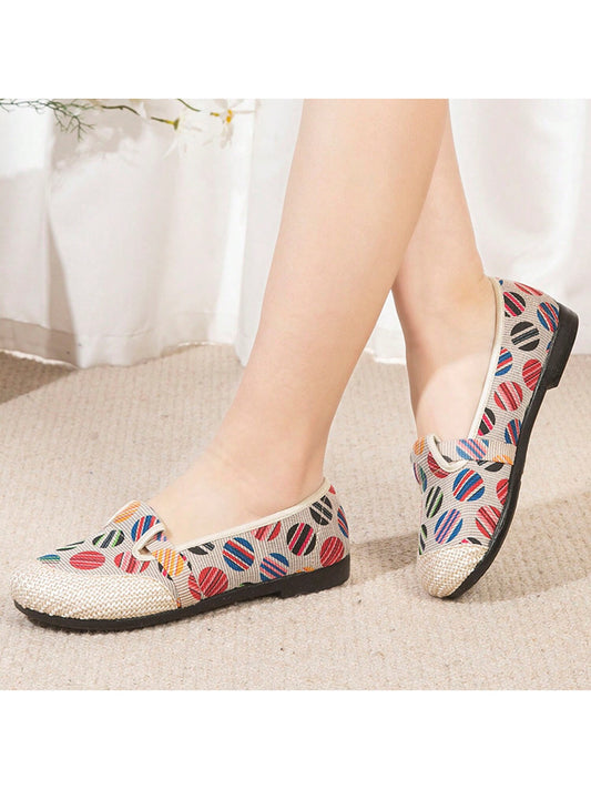 Introducing our Boho Chic Retro Linen <a href="https://canaryhouze.com/collections/women-canvas-shoes" target="_blank" rel="noopener">Slip-On</a> Flats for Women, featuring a stylish Dots Print design perfect for summer. Made with high-quality linen for comfort and breathability. Embrace your retro style with these trendy slip-on flats.