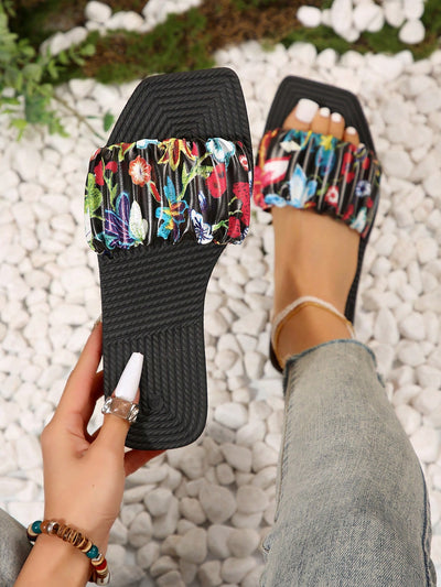 Chic and Stylish Printed Pointed Toe Flat Sandals - Step Up Your Summer Style!