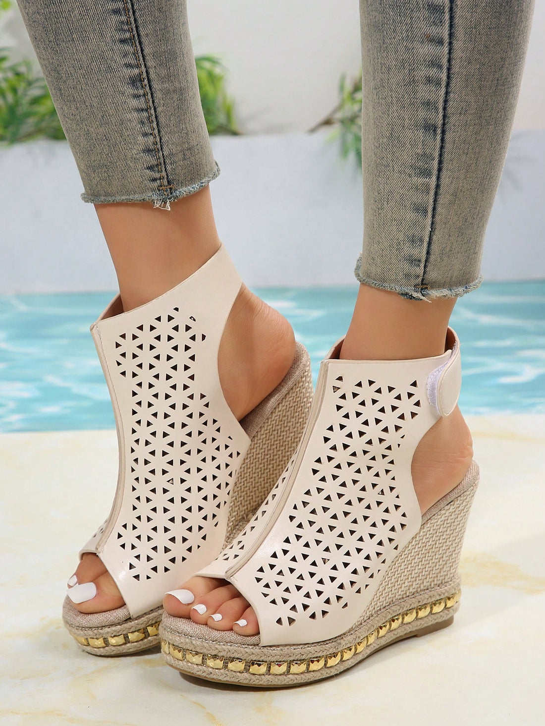 Elevate your summer style with our Summer Chic: Beige Leather Strap Wedges. These comfortable wedges provide both daily comfort and added height, perfect for any occasion. Made with high-quality leather straps, they are both stylish and durable. Step into your new favorite summer <a href="https://canaryhouze.com/collections/women-canvas-shoes" target="_blank" rel="noopener">shoes</a> today.