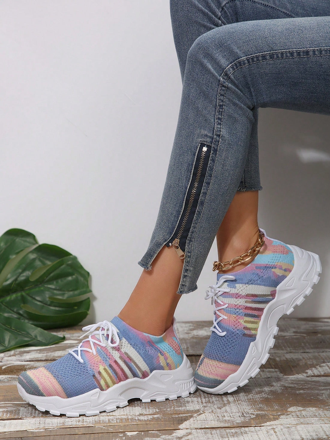 Discover the perfect blend of fashion and functionality with our Women's Outdoor Round Toe Casual <a href="https://canaryhouze.com/collections/women-canvas-shoes" target="_blank" rel="noopener">Sneakers</a>. These stylish shoes will elevate your outdoor adventures while providing comfort and support with their round toe design. Explore in style and step confidently with every stride.