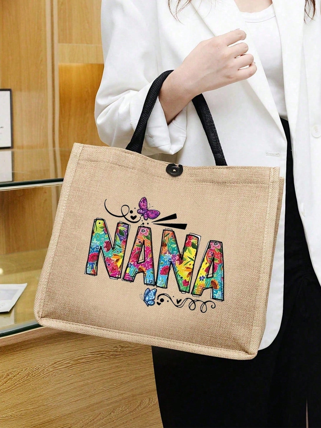 This NANA <a href="https://canaryhouze.com/collections/canvas-tote-bags" target="_blank" rel="noopener">tote bag</a> is the perfect gift for the best aunt ever! With its spacious design, she can carry all her essentials in style. Made with high-quality material, it's durable and long-lasting. Show your appreciation to your aunt with this thoughtful and practical gift.