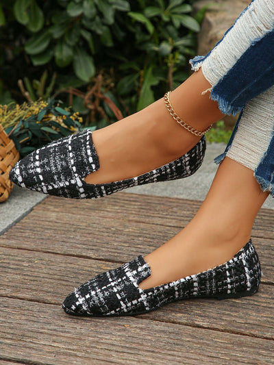 Chic Black Plaid Pattern Pointed Toe Flats - Spring and Autumn Collection