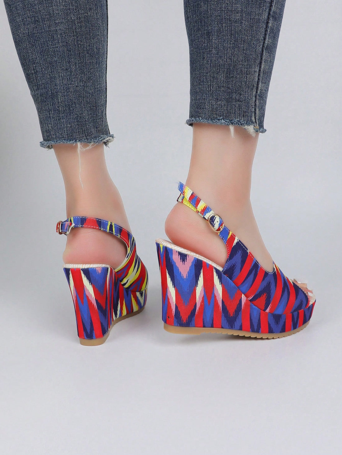 Elevate your summer look with our Summer Chic Fishmouth Wedge <a href="https://canaryhouze.com/collections/women-canvas-shoes" target="_blank" rel="noopener">Sandals</a>. The mesh vamp provides breathability while the non-slip sole ensures stability. Perfect for any occasion, feel chic and secure with each step in these wedges.