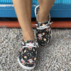 Festive and Fun: Women's Cartoon Santa Claus Print Shoes - Comfortable Lace-Up Low Top Walking Shoes - Fashionable Christmas Shoes