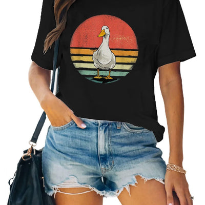 Quirky and Comfy: Women's Duck Graphic Print Tee – A Playful Addition to Your Casual Wardrobe!