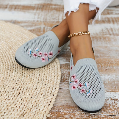 Fashionable Women's Floral Embroidered Comfy Flats: Slip-On, Soft Sole, Lightweight, Round Toe Knitted Shoes