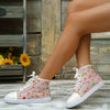 Festive Comfort: Women's Christmas Print Canvas Shoes – Casual, Plush-Lined High Tops for Outdoor Enjoyment