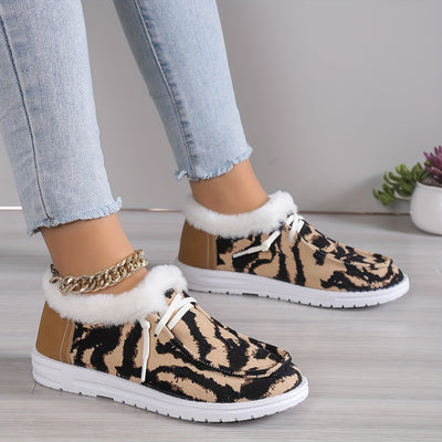 Stylish and Comfy: Women's Printed Flat Sneakers for Casual and Outdoor Wear - Lightweight, Plush-Lined, Lace-Up Low Top Shoes