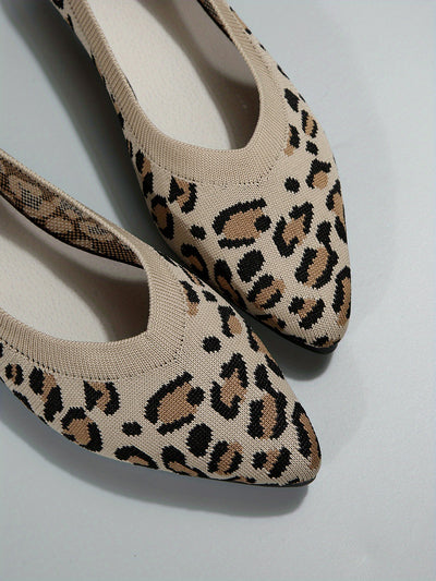 Leopard Chic: Women's Stylish Pointed Toe Slip-On Flats for Effortless Casual Elegance