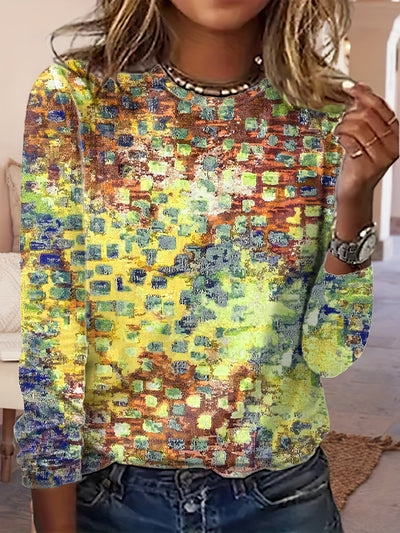 Stylish and Cozy: Allover Print Sweatshirt for Women - Perfect for Spring and Fall