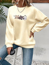 Cute Cat Pattern Crew Neck Sweatshirt: Embrace Casual Chic with this Stylish Women's Long Sleeve Raglan Shoulder Sweatshirt