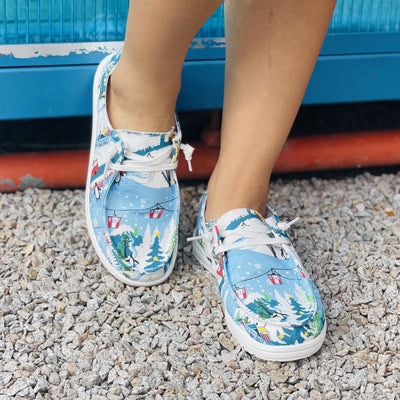 Festive Fun: Women's Cartoon Pattern Canvas Shoes to Rock the Christmas Season!