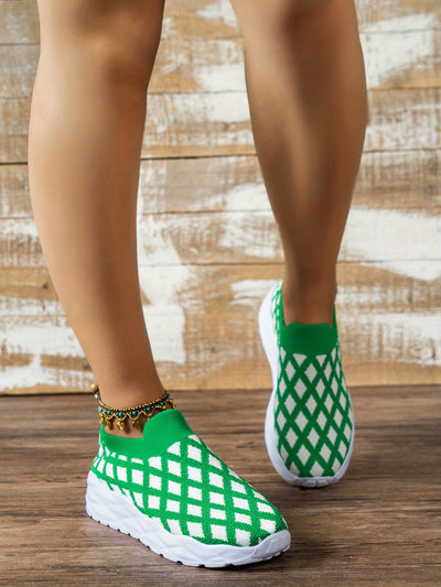 Stylish and Trendy Green Plaid Chunky Sneakers: Lightweight and Comfortable Outdoor Sport Shoes for Women