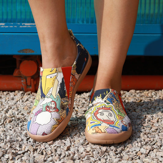 The Women's Cartoon Pattern Print Canvas Shoes add fun and flair to any casual outdoor look. The slip-on design ensures easy wearability and comfort, making them perfect for all-day wear. The breathable canvas construction ensures breathability and durability for long-lasting wear.
