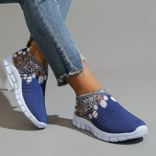 These stylish geometric pattern sneakers are designed for women's outdoor comfort. Made with lightweight materials, the sneakers are breathable and provide a comfortable fit for all-day wear. Perfect for jogging, walking, or casual days, these sneakers will keep your feet cool and supported.