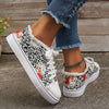 Leopard Cartoon Santa Claus: Festive Lightweight Canvas Shoes for Women