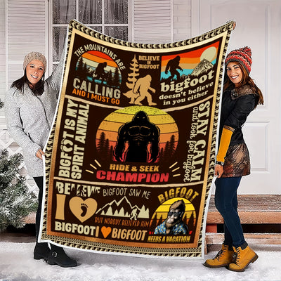 Soft & Cozy Halloween Element Print Blanket - Warm and Cozy with I Love Bigfoot Pattern Flannel Blanket!