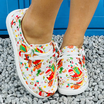 Festive Footwear: Women's Cartoon Santa Claus Pattern Loafers– Cozy Canvas Shoes for Christmas Cheer!