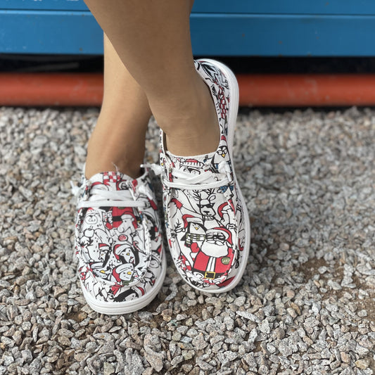Stylish and Festive: Women's Christmas Pattern Canvas Shoes - Slip On Lightweight Shoes for Casual and Outdoor Comfort