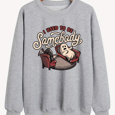 Playfully Spooky: Women's Plus Size Halloween Sweatshirt with Ghostly Slogan Print