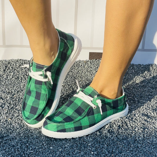 Stylish and Comfortable Women's Green Plaid Pattern Canvas Shoes: Lightweight Casual Shoes with Round Toe and Lace-Up Design