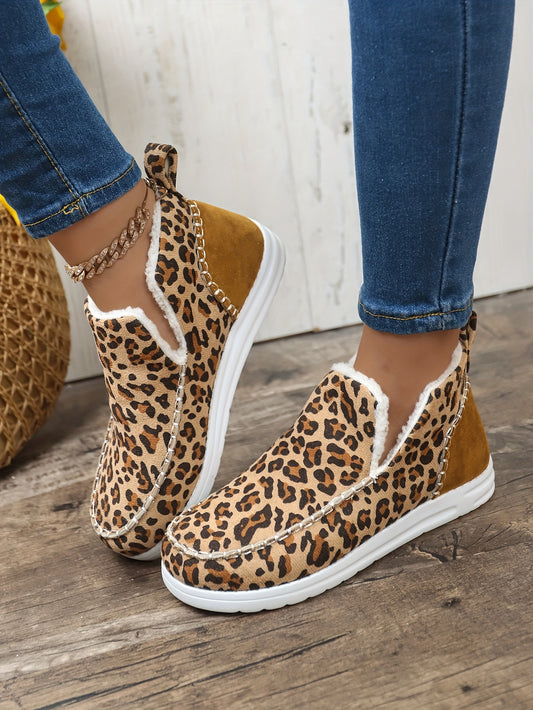 Cozy and Stylish: Women's Leopard Print Fuzzy Slip-On Shoes - Perfect for Winter