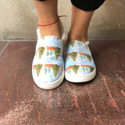 Festive Feet: Women's Christmas Tree Print Canvas Shoes - Casual Slip-On Plush Lined Outdoor Shoes - Lightweight & Comfortable