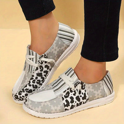 Leopard Color Print Women's Canvas Shoes - Perfect for Walking and Casual Wear