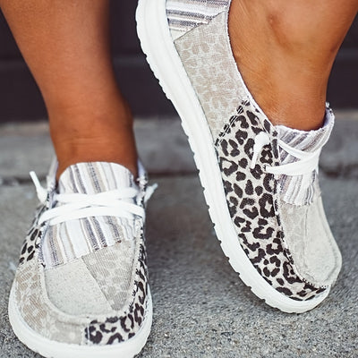 Leopard Color Print Women's Canvas Shoes - Perfect for Walking and Casual Wear