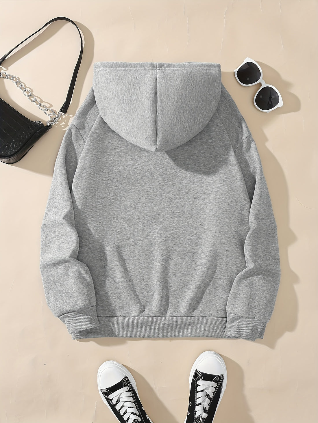 Indulge in the adorably stylish look of our Cute Kitten Boxing Print Hoodie for Women. Featuring a charming kitten boxing print, this sweatshirt is perfect for any animal lover. Stay warm and fashionable with this must-have addition to your wardrobe.
