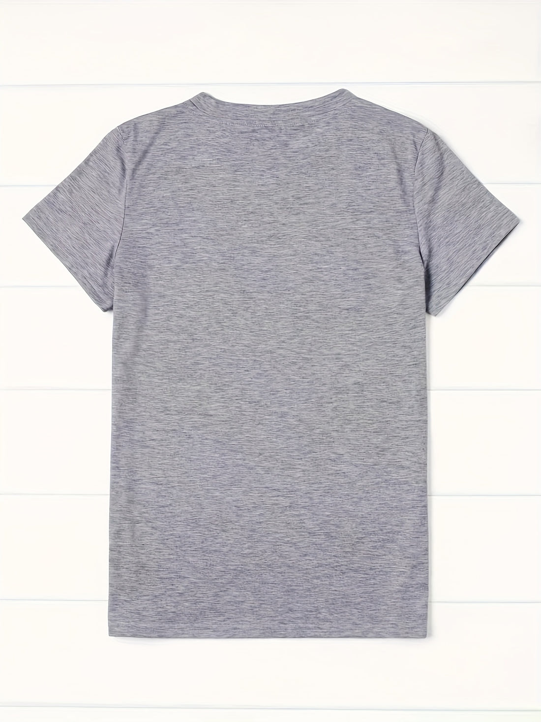 This Chicken Print Crew Neck T-Shirt is perfect for adding a fun, stylish touch to your summer wardrobe. Made from soft cotton fabric, it's breathable and comfortable to wear. The print design is eye-catching and unique and is sure to make you stand out.